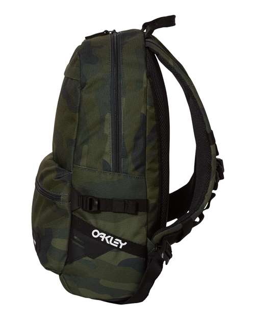 Oakley - 20L Street Backpack