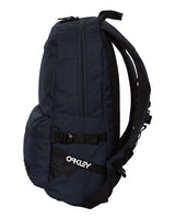 Oakley - 20L Street Backpack